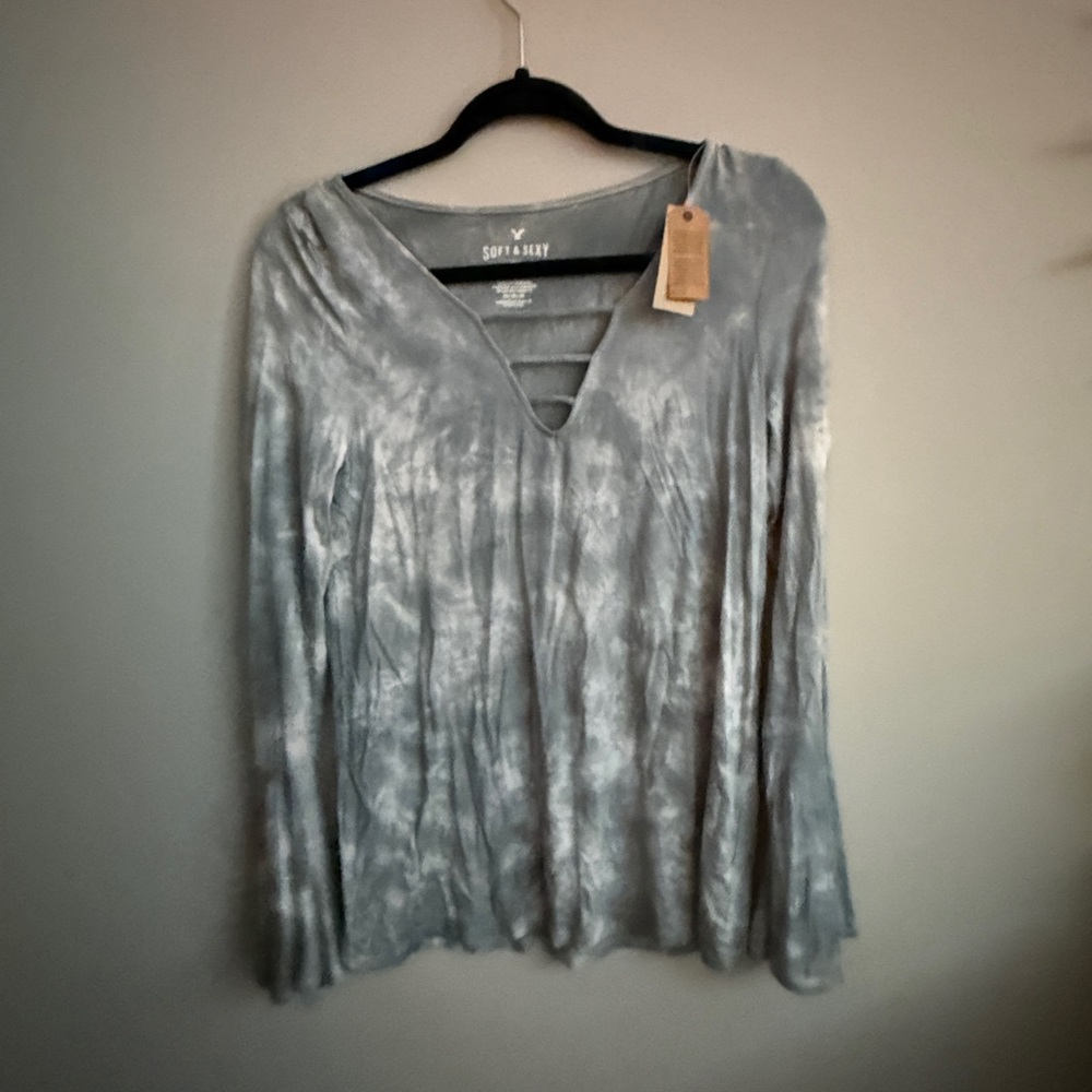 American Eagle Outfitters Gray Relaxed Tie Front Blouse